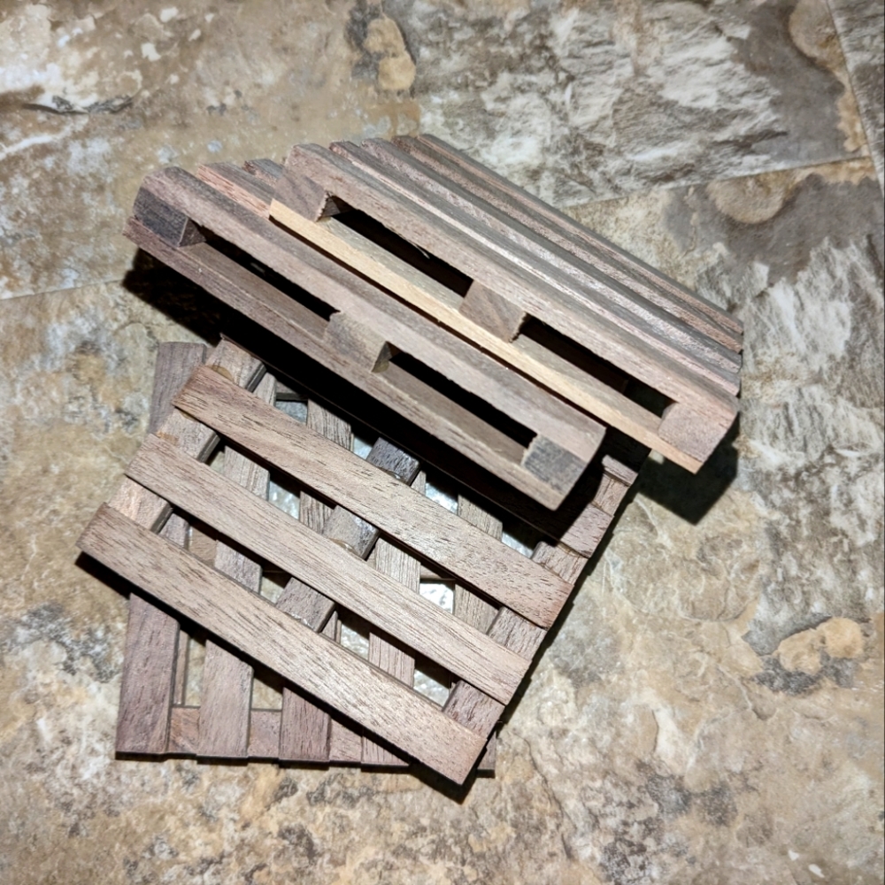Play pallets